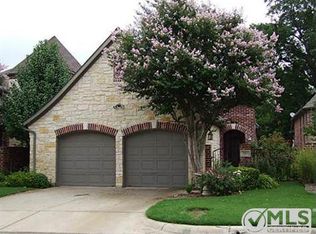 717 N Avalon Ct, Granbury, TX 76048