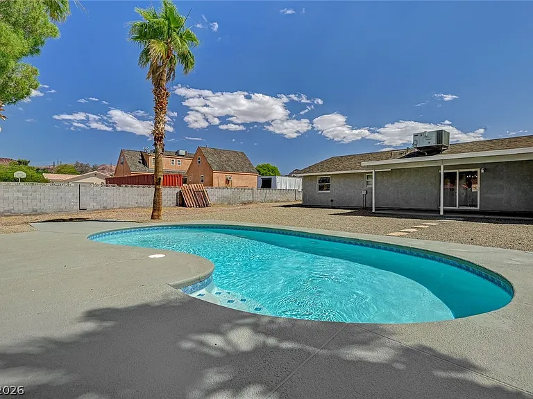 1580 Quarter Horse Dr — Photo 47