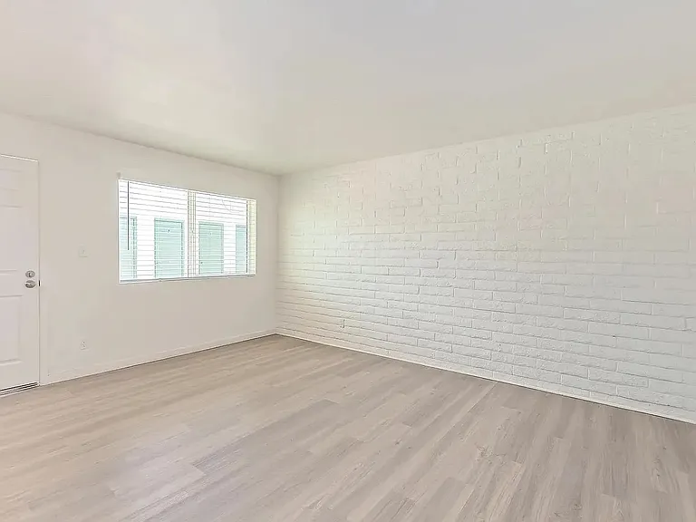 1808 N 31st St #5 — Photo 7
