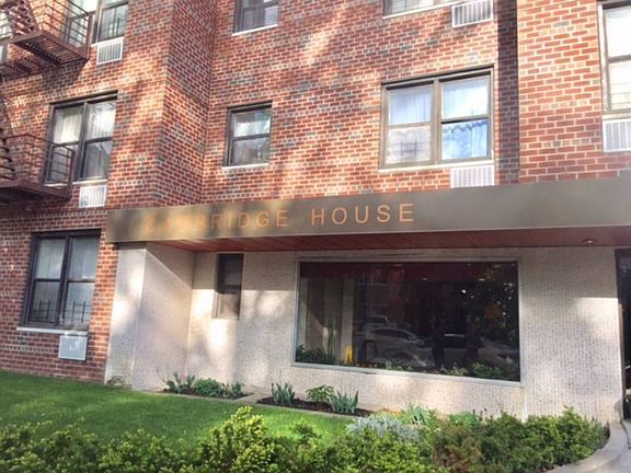 3rd image of 5620 Sylvan Ave #7E