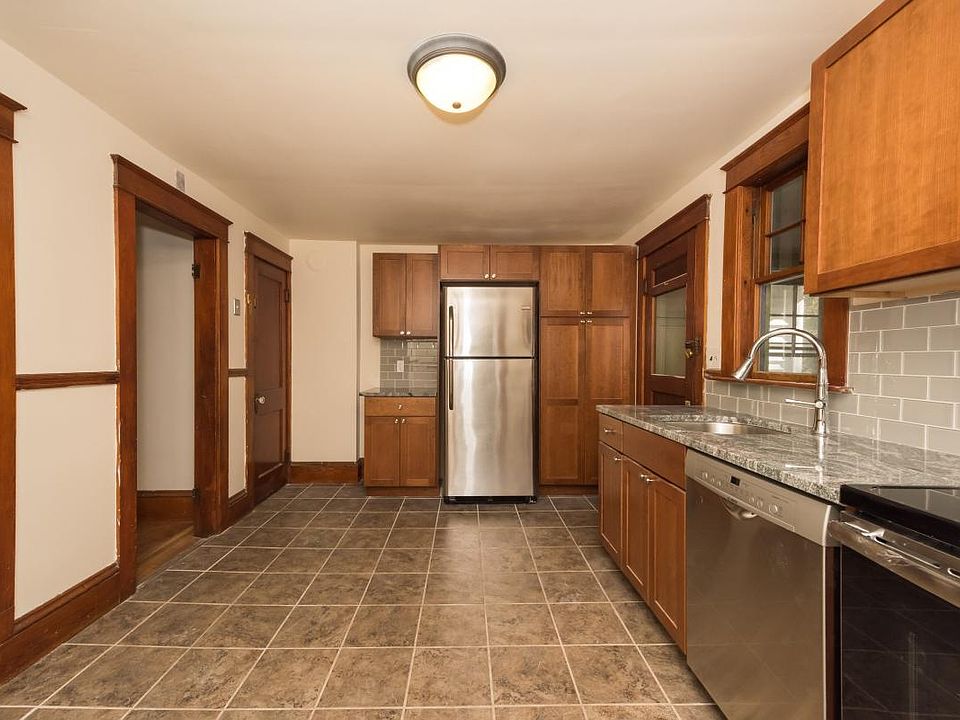 Cherry Cabinets with Granite Countertops