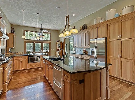 4th image of 5968 McDonald Rd