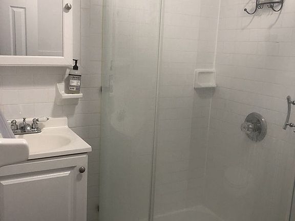 3rd image of 125 E 7th St APT 4W