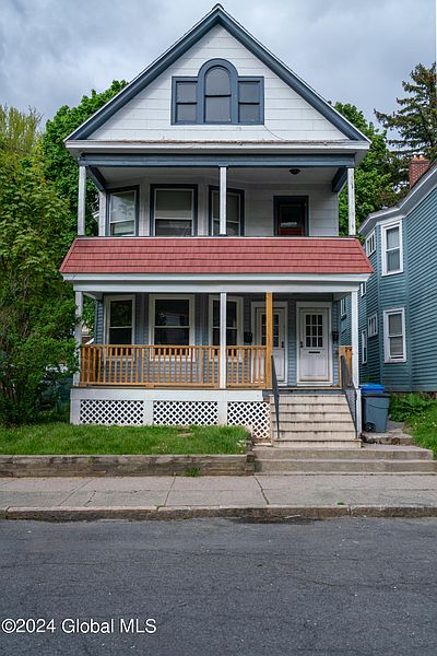 2nd image of 23 Magnolia Terrace