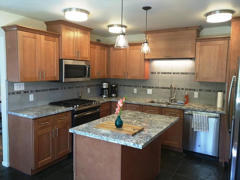 1st image of 22626 E Cliff Dr