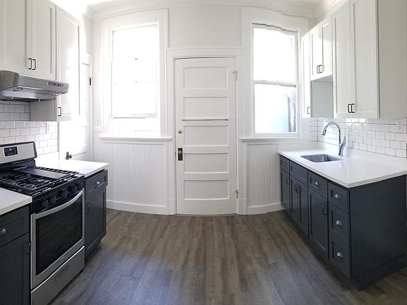 4th image of 3912A 23rd St
