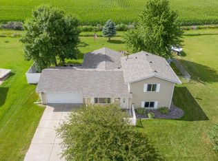 5250 Mallard Ln, Monticello, MN 55362