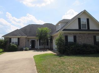 2290 Beachforest Dr, Sumter, SC 29153