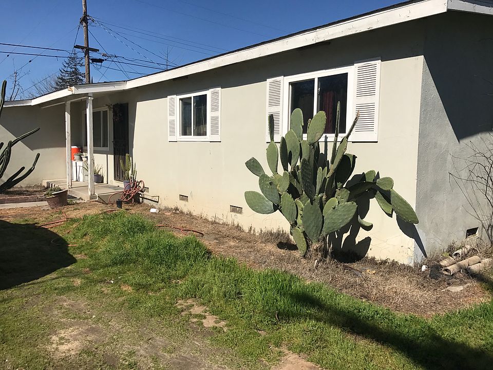 2nd image of 7114 W Myrtle Ave
