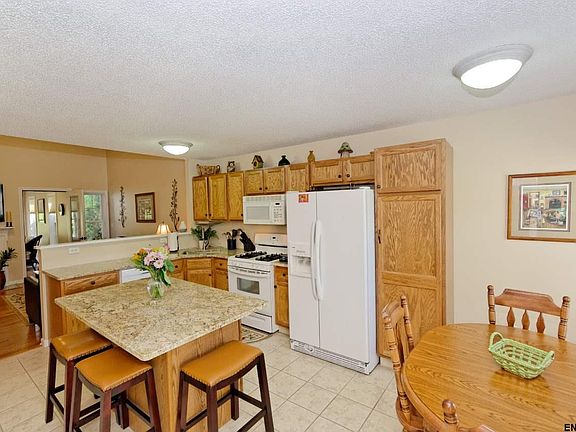 4th image of 17 C Fairway Dr