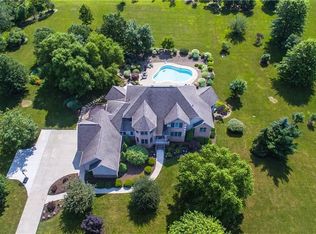 3846 Royal Rock Rd, Akron, OH 44321