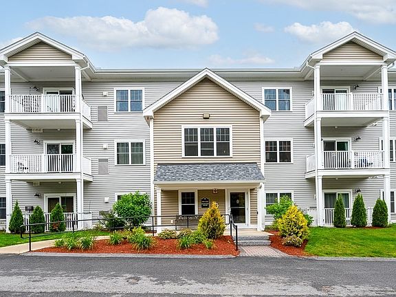 2nd image of 3302 Briarwood Vlg #3302