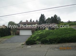 920 Callahan Dr, Bremerton, WA 98310