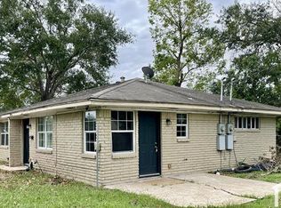 9038 Jutland Rd APT A, Houston, TX 77033