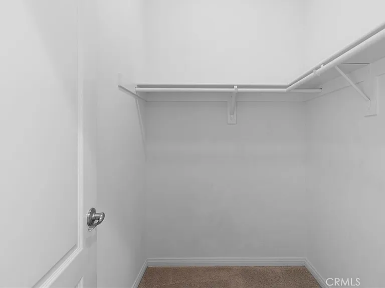 2873 E Via Terrano — Photo 17