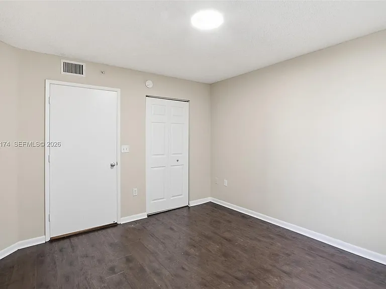 520 SE 5th Ave #2403 — Photo 33