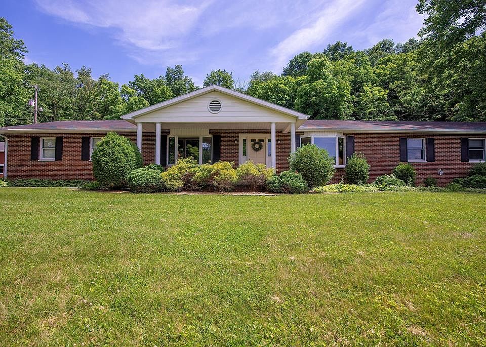 1st image of 166 Fry Dr