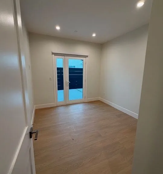 5191 Lindley Ave — Photo 7