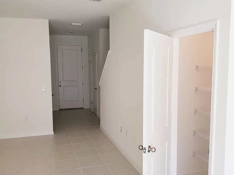729 Maple Oak Dr — Photo 9