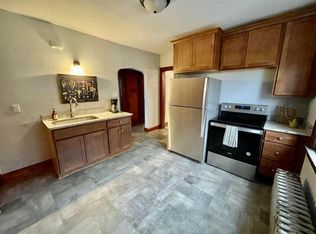 2211 S 72nd St #A, Milwaukee, WI 53219