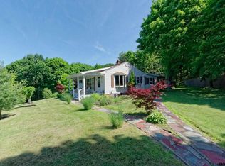 25 Teliska Ave, Rensselaer, NY 12144