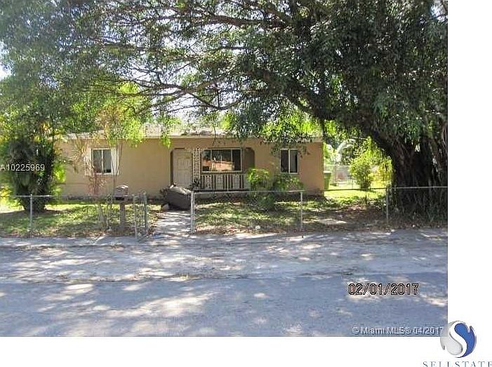1st image of 1030 NE 140th St