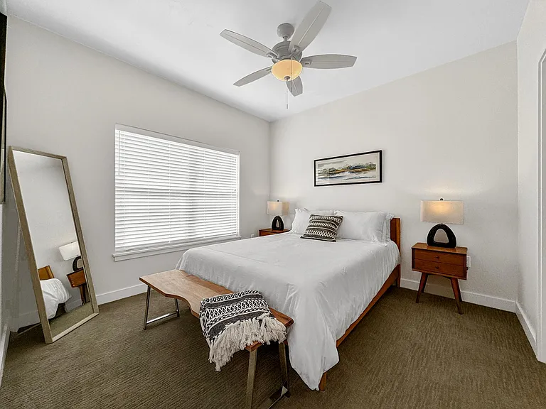 Stratford Pointe — Photo 19
