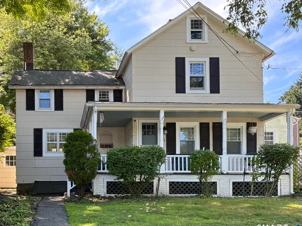 176 Forest St, New Canaan, CT 06840