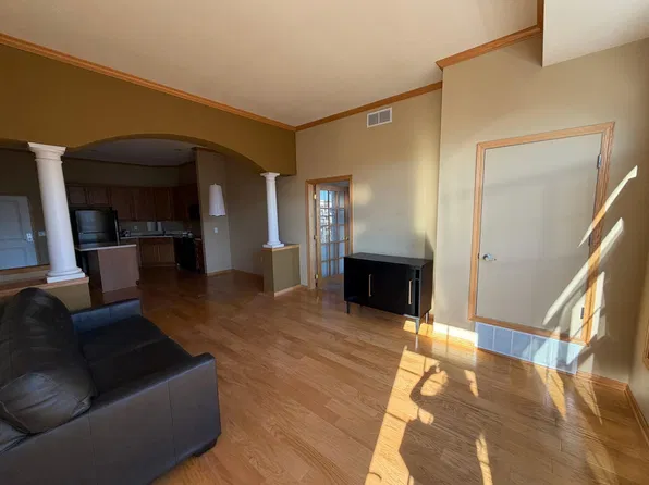 1800 Graham Ave Unit 416, Saint Paul, MN 55116