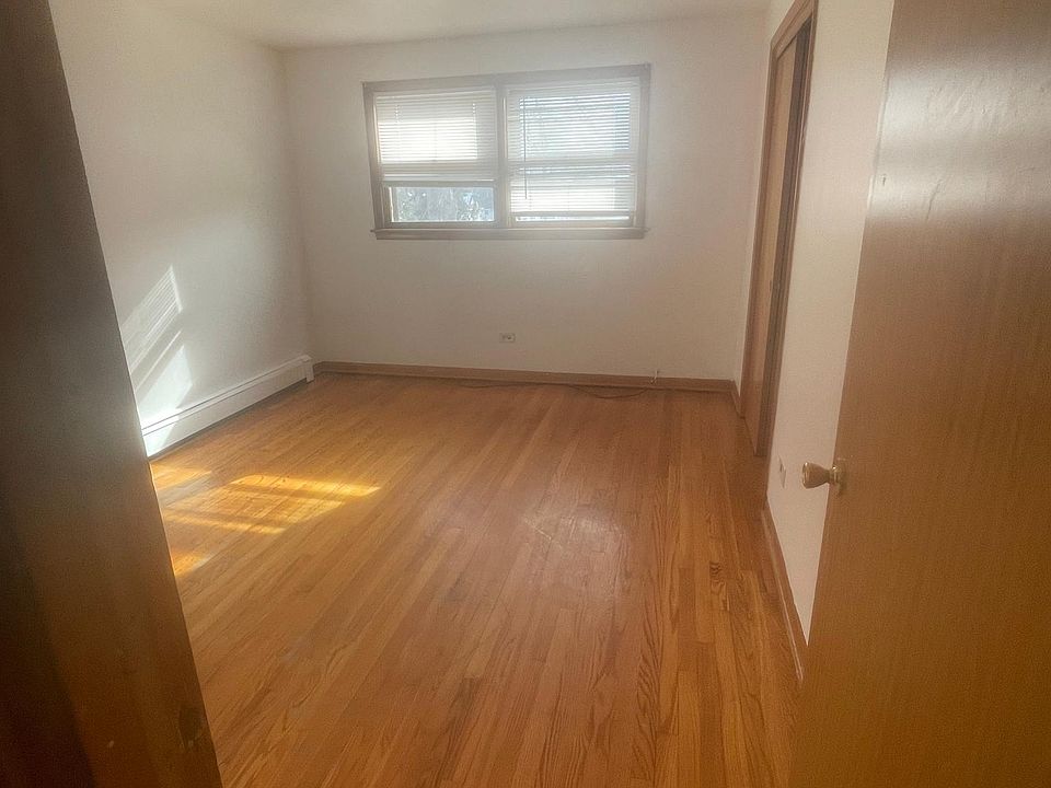 Third floor bedroom