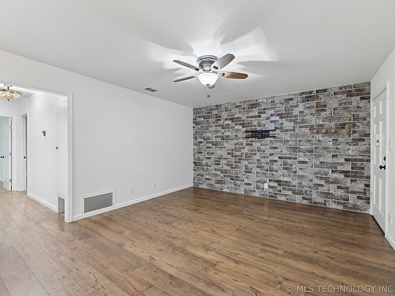 5th image of 3701 S Riverside Dr W #12