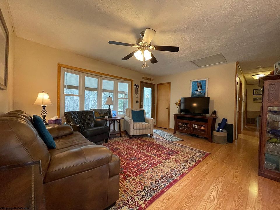 2702 Glady Fork Rd, Buckhannon, WV 26201 Zillow