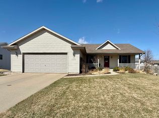 1327 Crestline Dr, Milton, WI 53563
