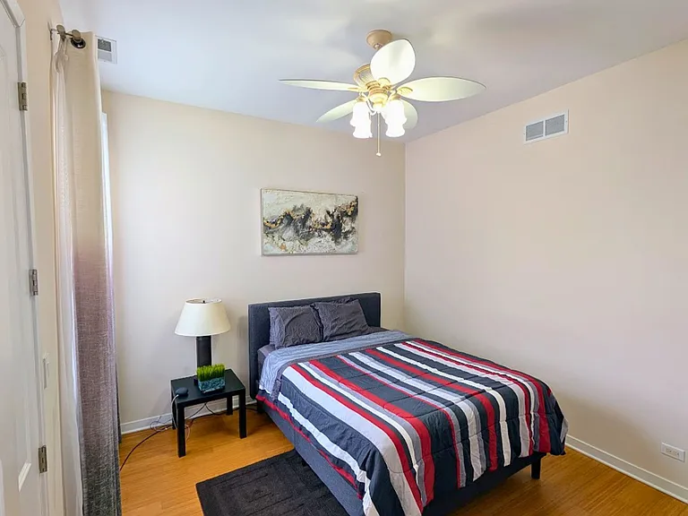 2642 W Chicago Ave #4 — Photo 10