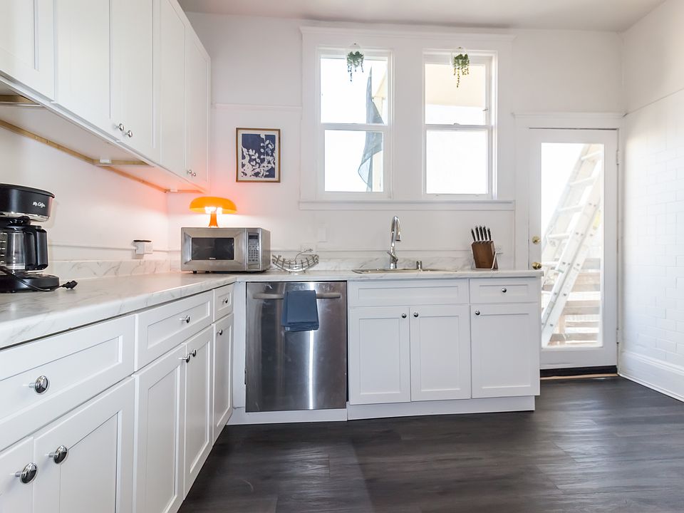 1st image of 327.5 Fillmore St #5