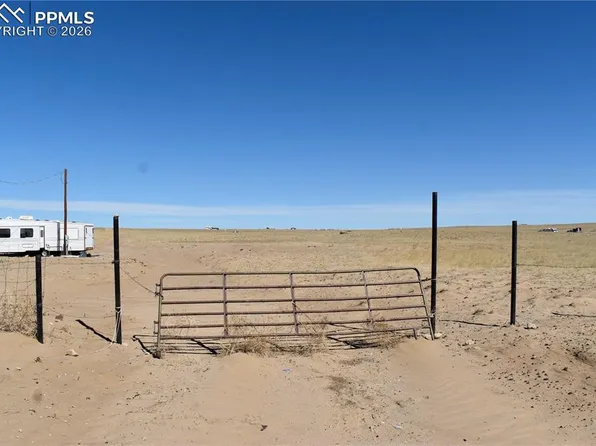 30390 Darroll Rd, Yoder, CO 80864