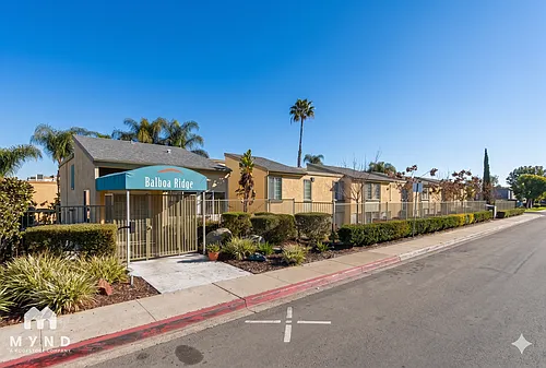 5252 Balboa Arms Dr Photo 1