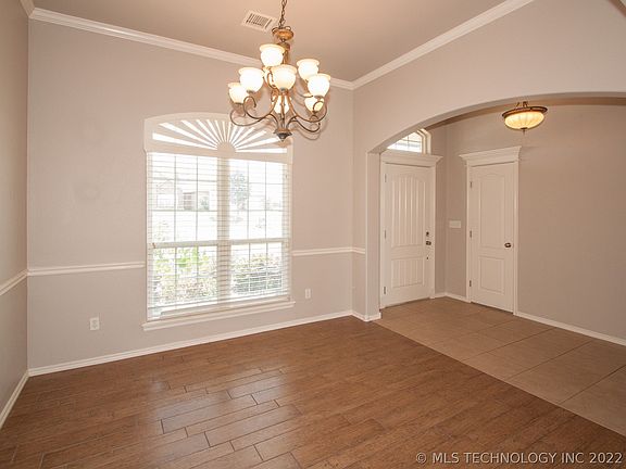3rd image of 10528 S 214th East Ave