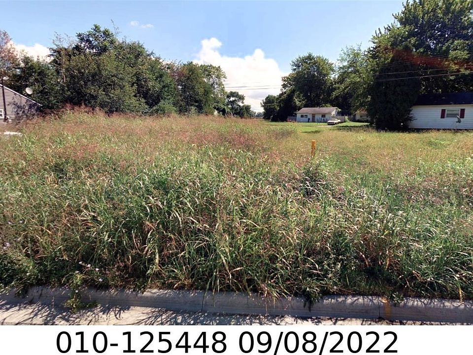 1st image of 3060 Durham Dr