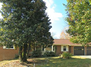 7321 Pin Oak Cir, Bristol, VA 24202