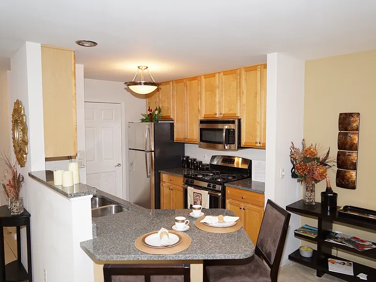Embassy Place Apartments — Photo 13