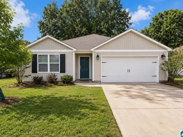 2807 Trestle Square Pass, Northport, AL 35473