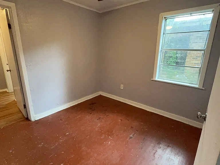 2829 Comfort St — Photo 10