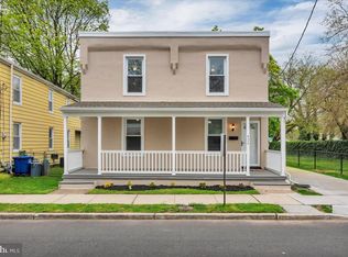 426 Bridge St, Beverly, NJ 08010