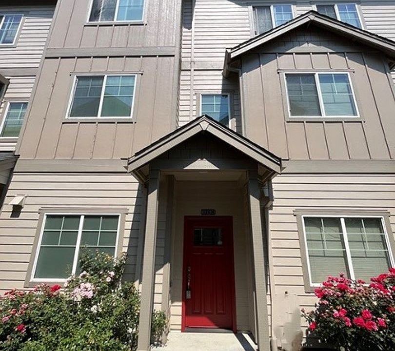 1st image of 10308 SW Hollyridge Ln