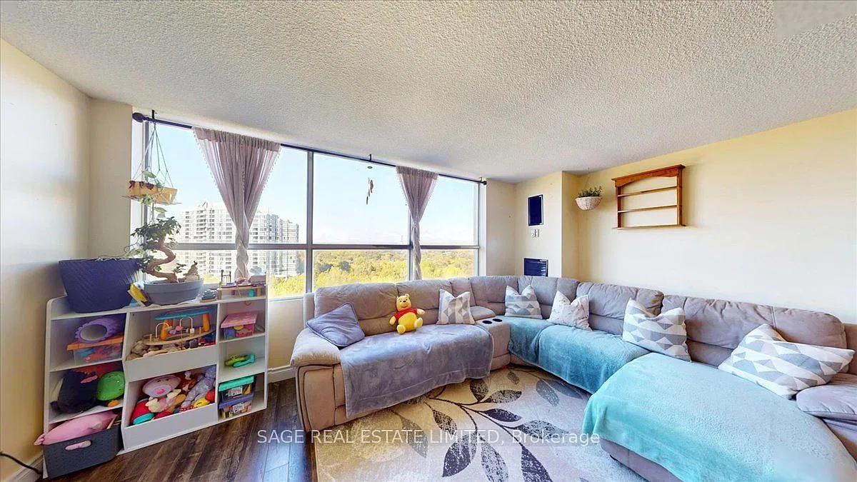 2 bed, $2,750 — Photo 3
