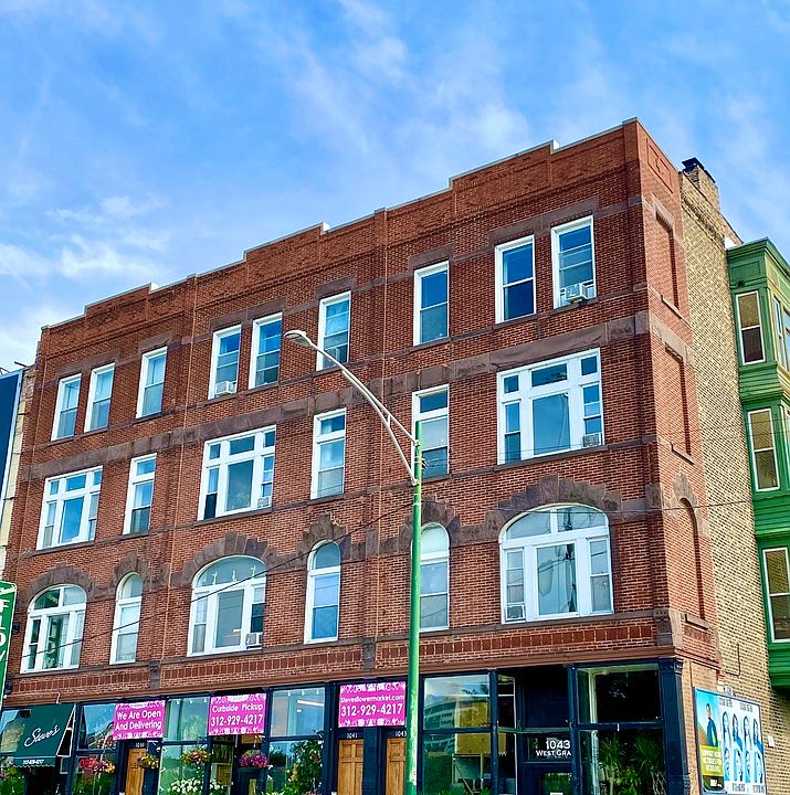 1st image of 1039 W Grand Ave #4