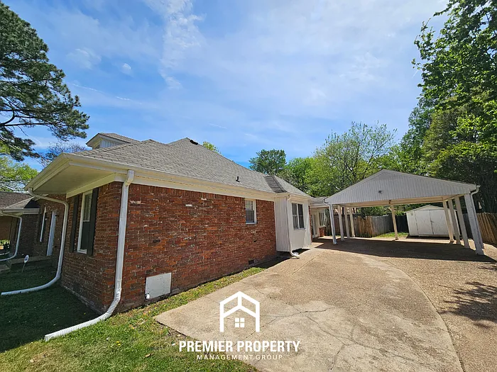 Building Photo - 2454 Cardigan Dr
