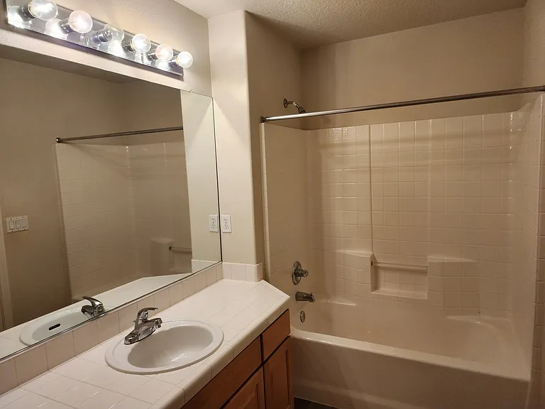 15825 SW Kittiwake Ct — Photo 11