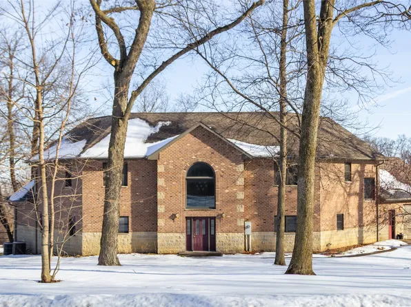 4683 Legion St Unit 80, Newton, IA 50208